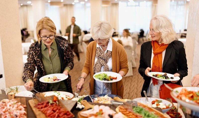 Cut Lines At Buffets, Bars, Ar Shore Excursions