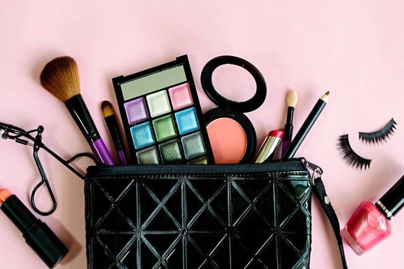 Your Full Makeup Kit? Leave It Behind. (Rebecca)