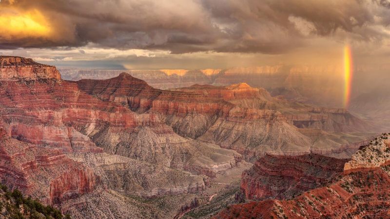 Grand Canyon's Impossible Scale