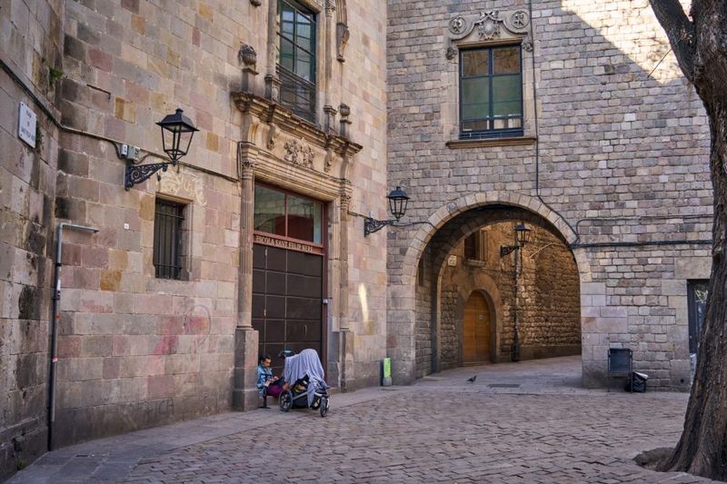 Plaça de Sant Felip Neri