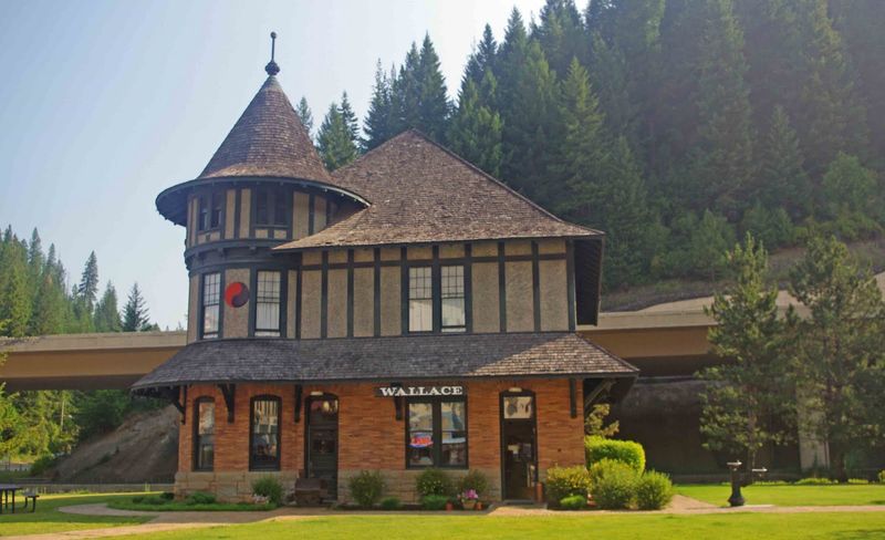 Silver Mountain Loop – Mining Town Exploration