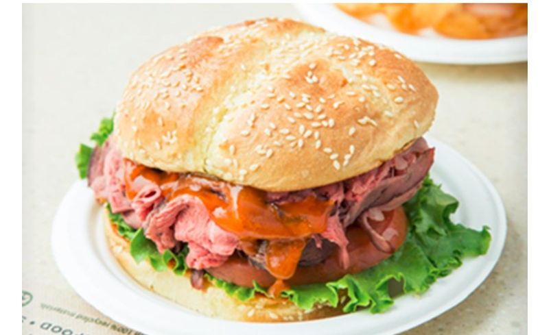 Massachusetts – Roast Beef Sandwich At Kelly’s