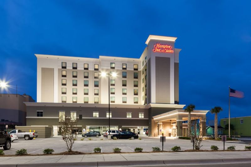 Great Hospitality at Hampton Inn (Win)
