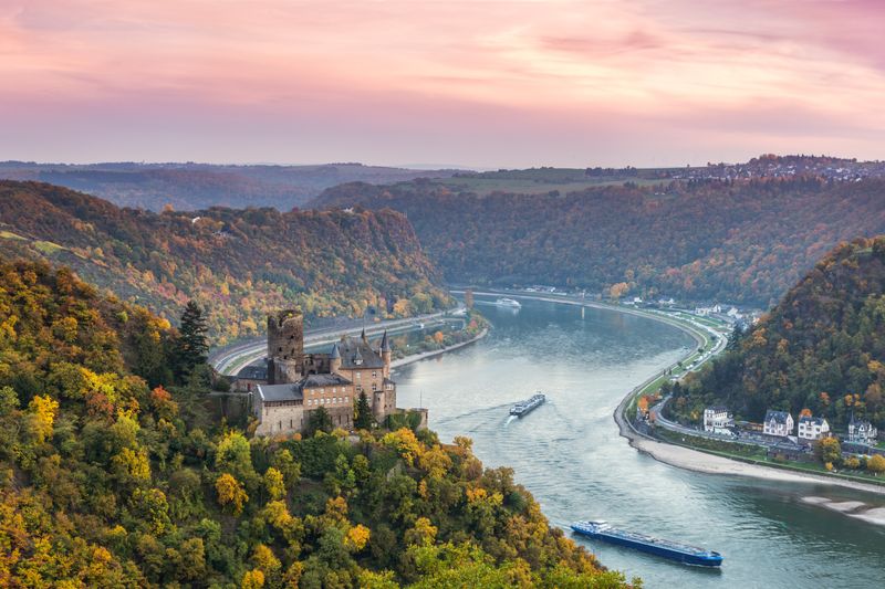 Rhine Romance Through Germany's Castle Country
