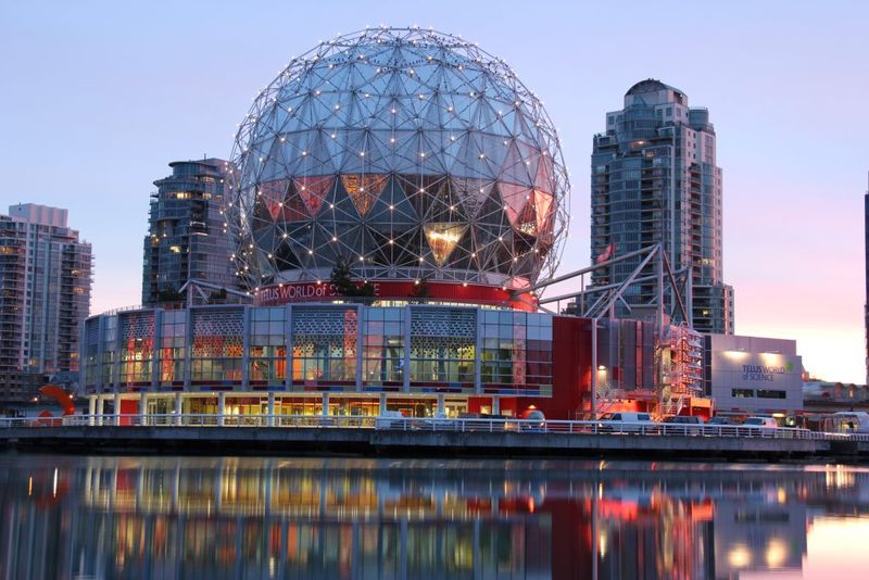 Vancouver, Canada – Where Mountains Meet the Sea
