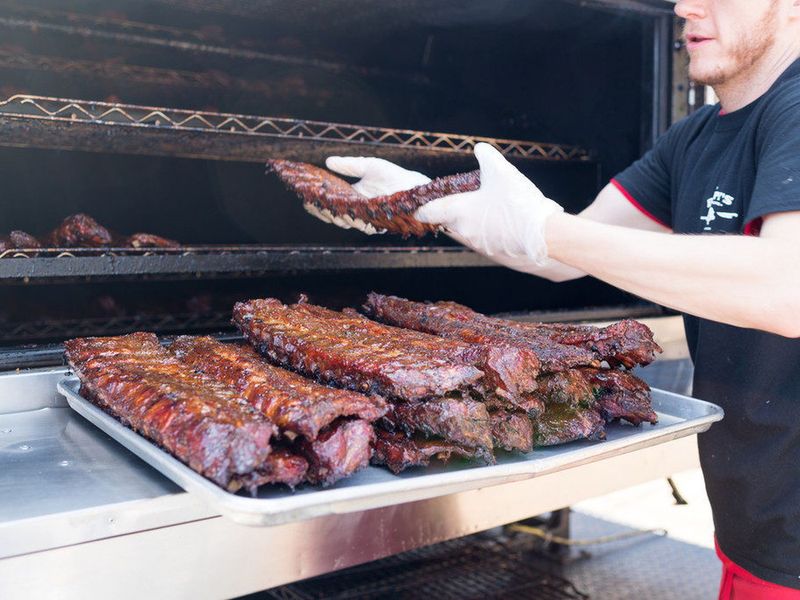Missouri – St. Louis-Style Ribs At Pappy’s Smokehouse