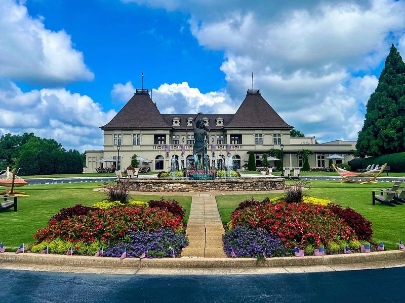 Chateau Elan Winery & Resort