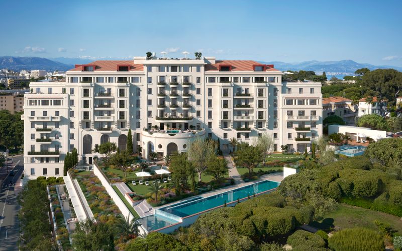 Le Provençal: Ghost of the Roaring Twenties