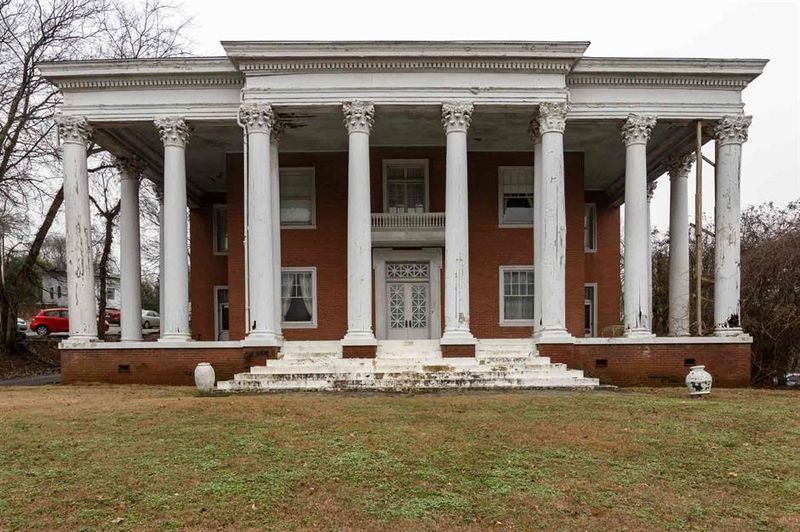 Alabama: Unmemorable Stops (Total Flop)
