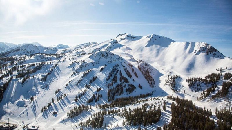 Mammoth Lakes: Four-Season Resort Town with Wilderness Access