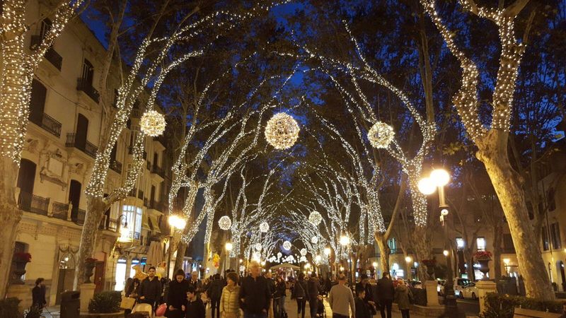 December: Festive Mediterranean Christmas