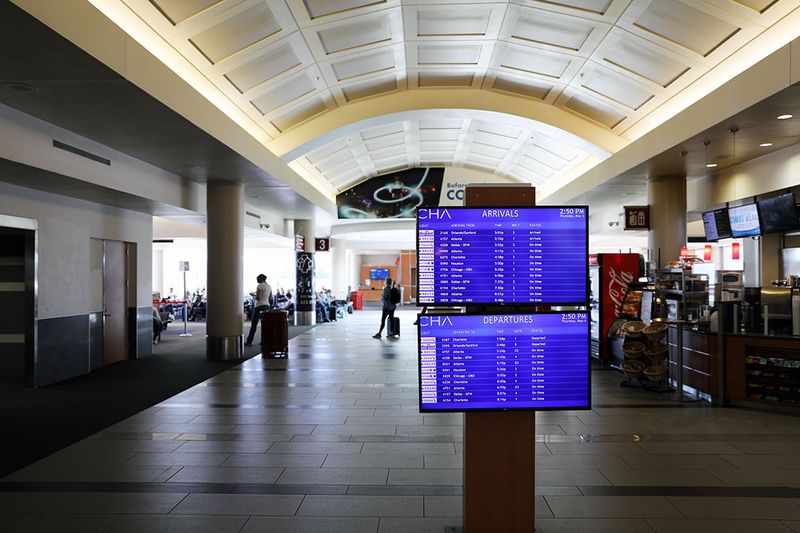 Check Flight Status Updates