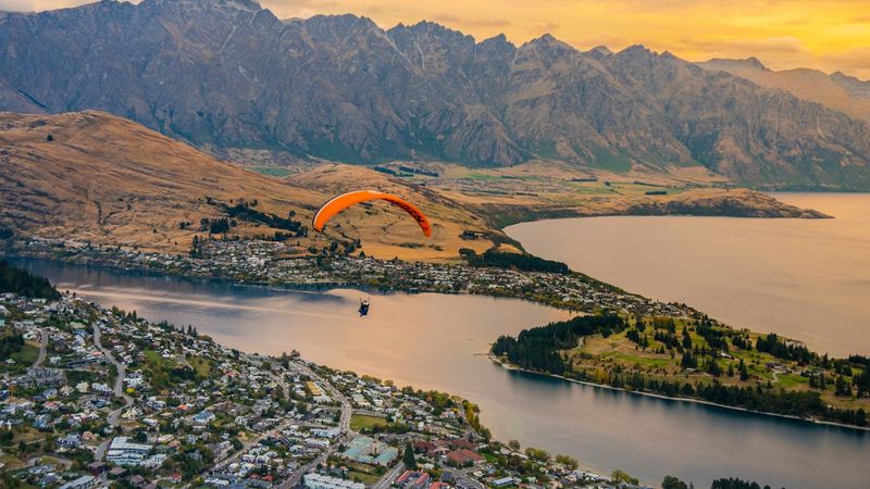 Queenstown's Scenic Thrills