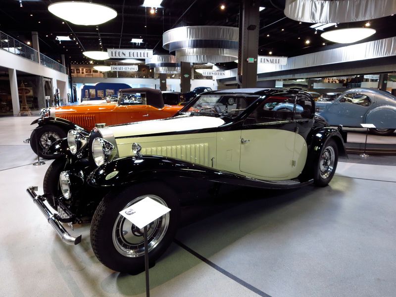 Mullin Automotive Museum