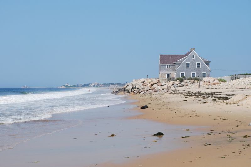 Rhode Island – Misquamicut State Beach