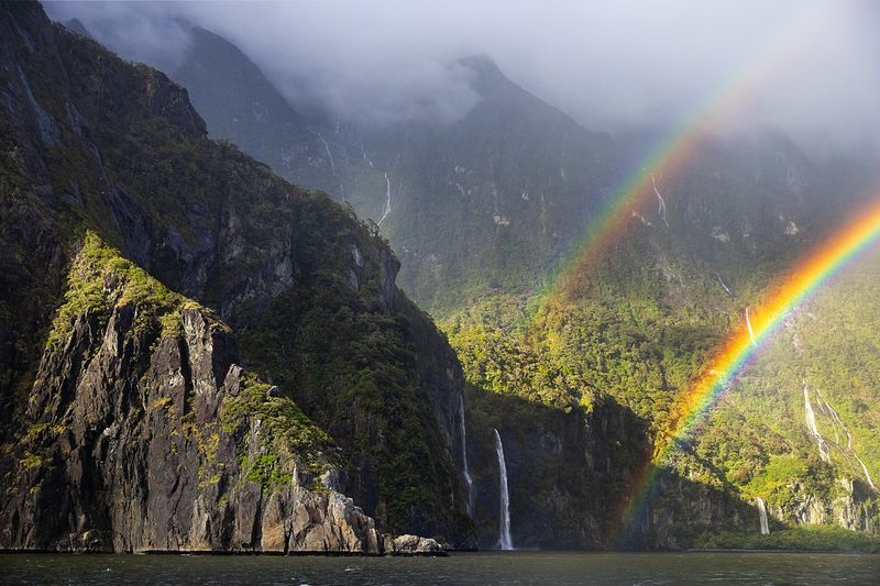 New Zealand's Milford Sound: Nature's Masterpiece