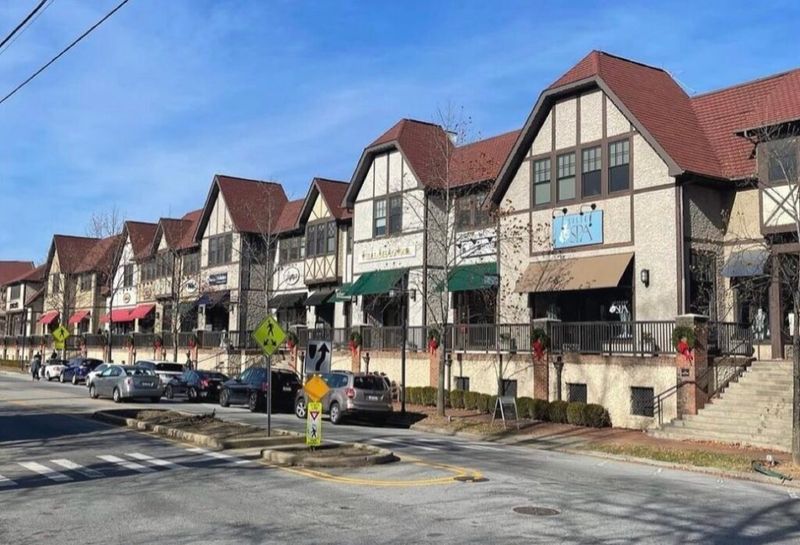 Biltmore Village Instead of Colonial Williamsburg
