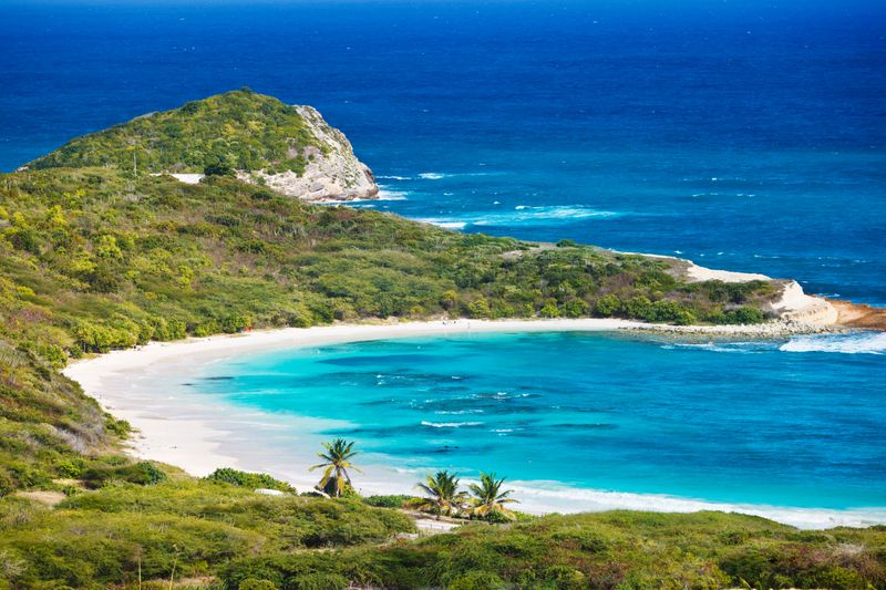 Half Moon Bay, Antigua