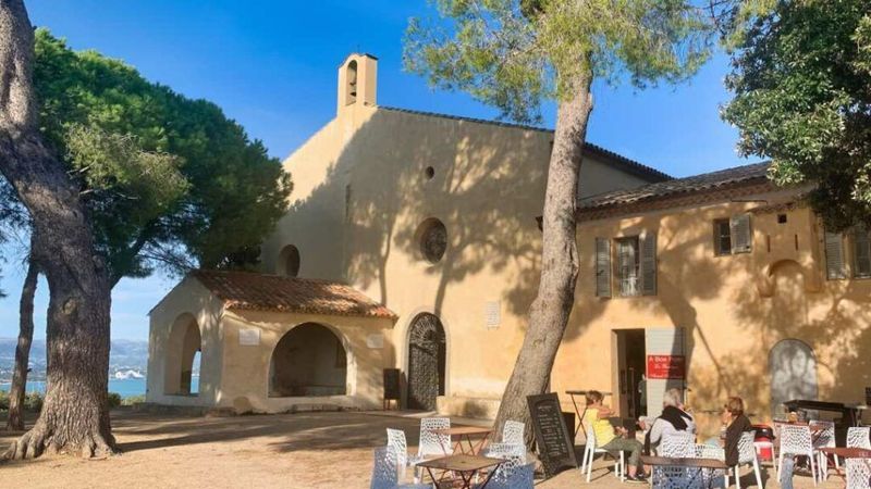 Chapelle Saint-Jean: Spiritual Sanctuary