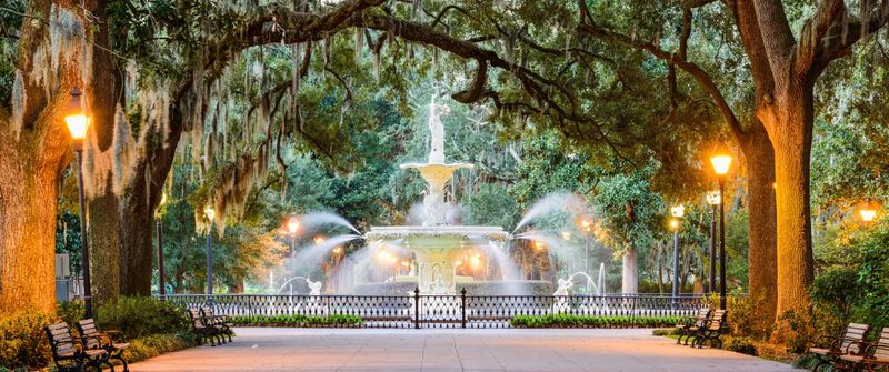 Savannah, Georgia: Spanish Moss and Southern Hospitality