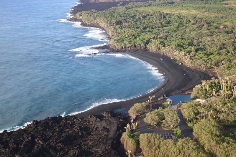Kilauea Black Sand, Hawaii