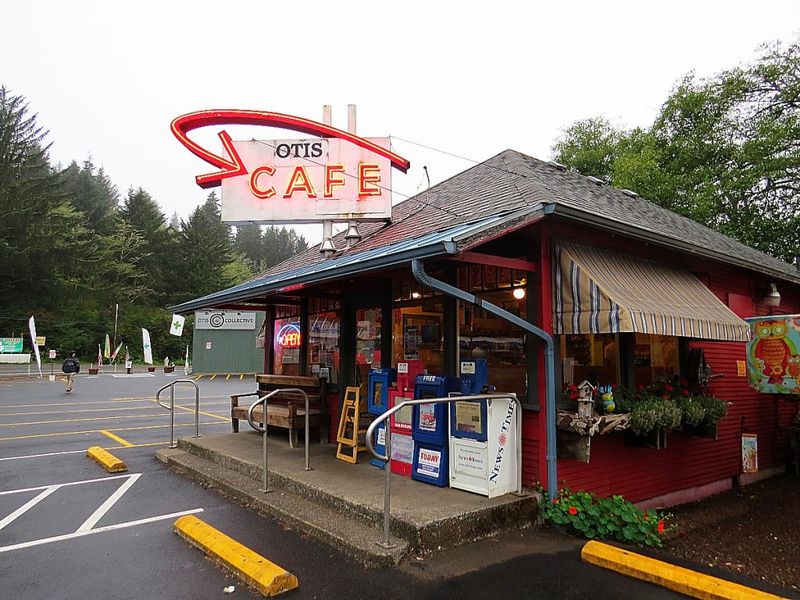 Otis Café, Otis, Oregon