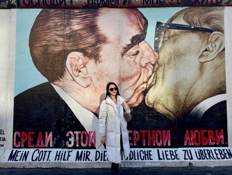 Visit the East Side Gallery