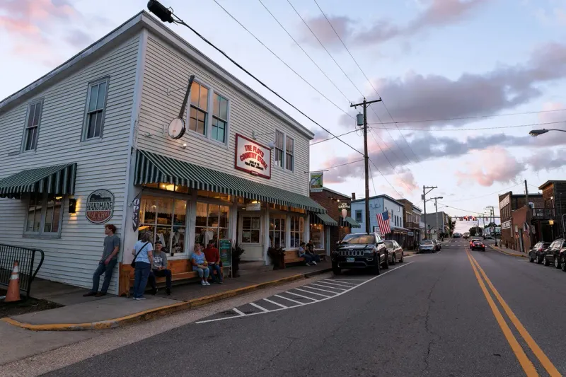 Small Town America Connections