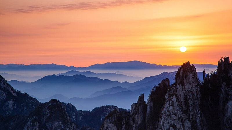 BONUS: The Sunrise at Mount Huangshan, China