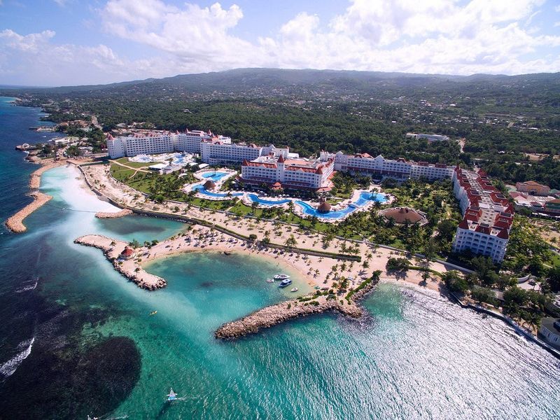 Jamaica's Resort Boundary Tricks