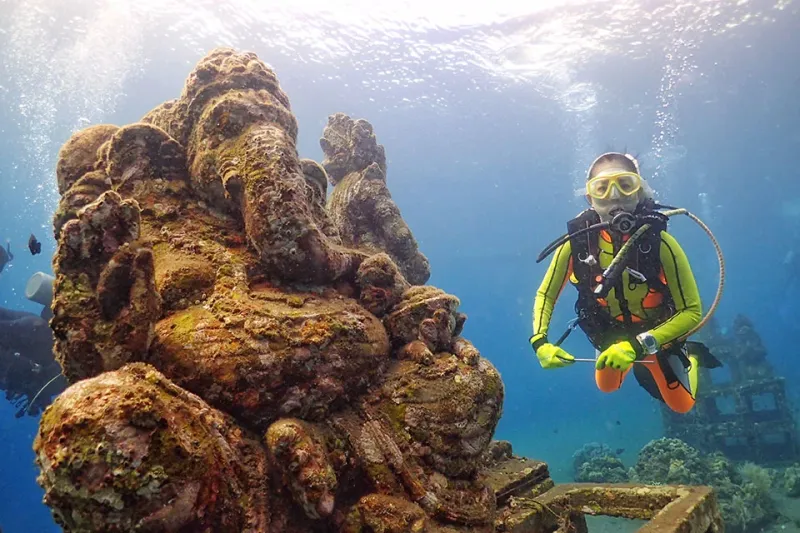 Underwater Temple Garden, Bali