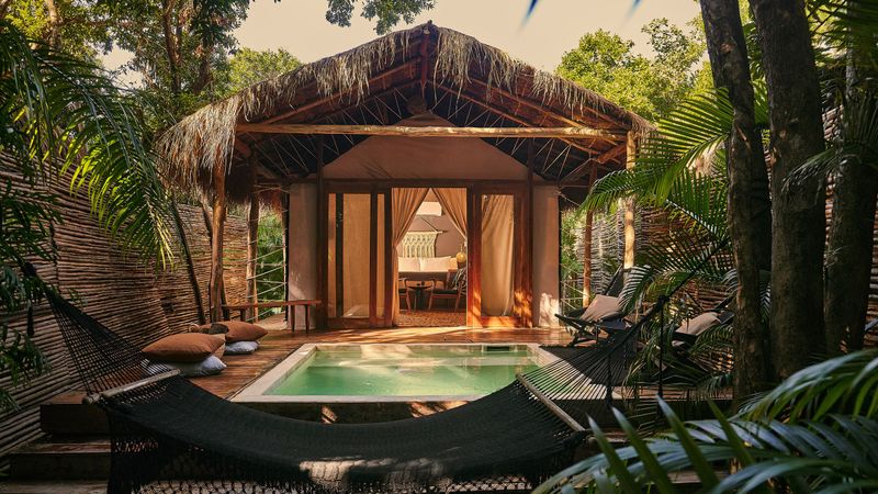 Boutique Hotel Stay - Legendary