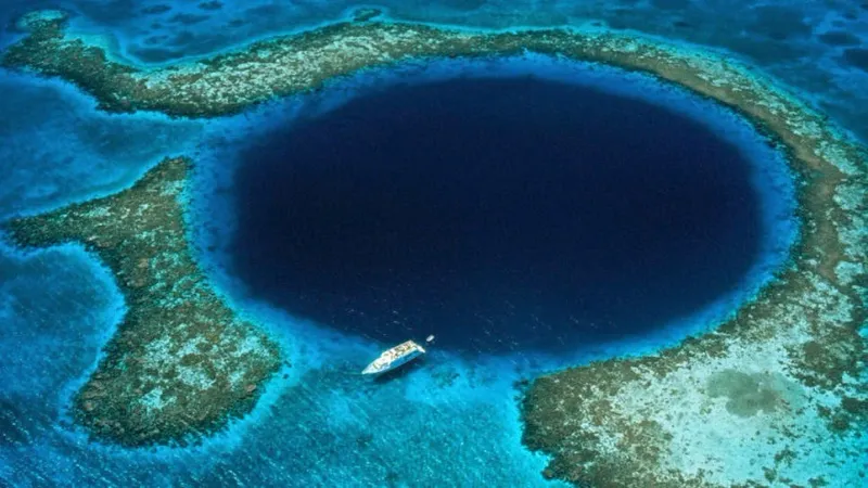 The Blue Hole, Belize