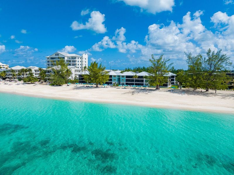 Grand Cayman: Offshore Banking With Sand