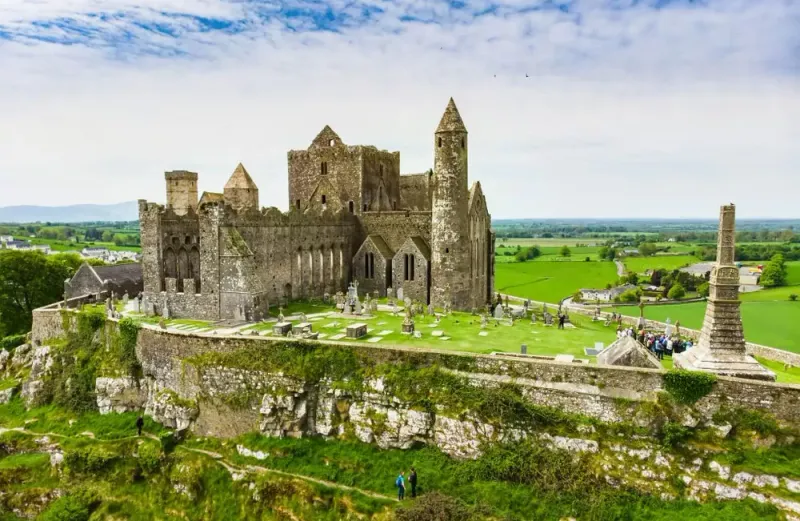 Visit The Rock Of Cashel