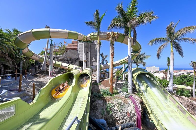 Siam Park, Tenerife: Water Park Woes and Endless Queues