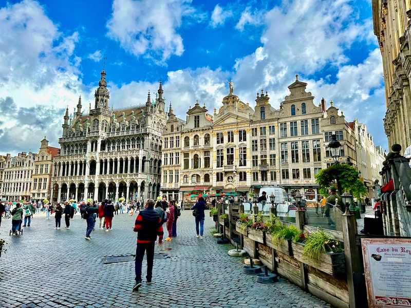 Brussels: Bureaucratic Boredom and Tourist Traps