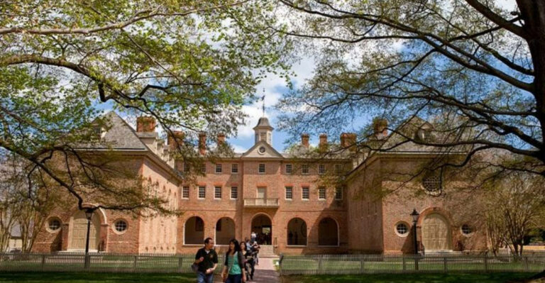 The 15 Prettiest Colleges I’ve Ever Stepped Foot On — And Why One Made Me Cry (In A Good Way)