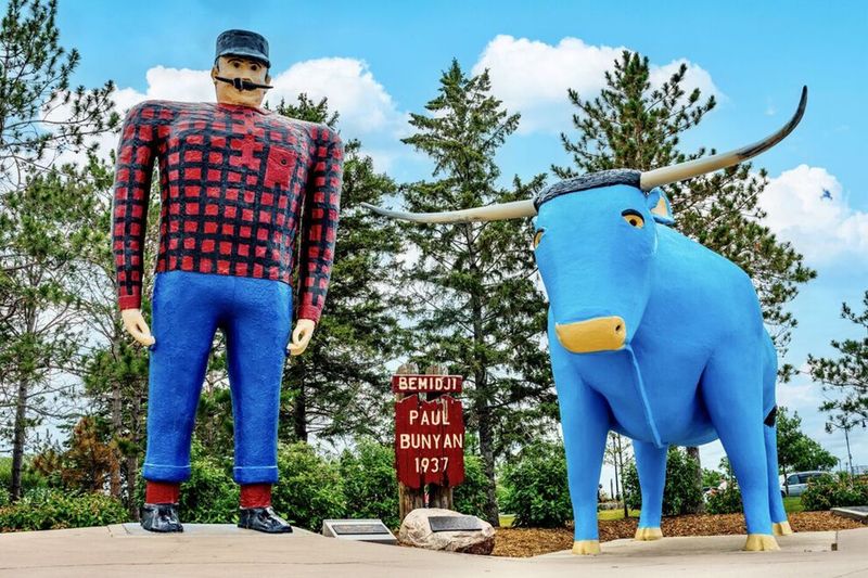 The Giant Paul Bunyan And Babe – Minnesota