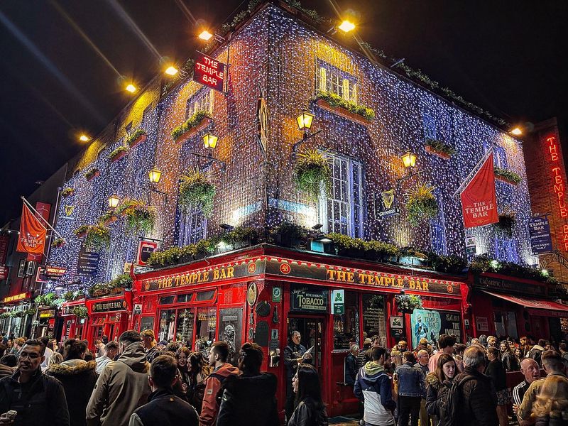 Dublin's Temple Bar: The Beating Heart of Irish Nightlife