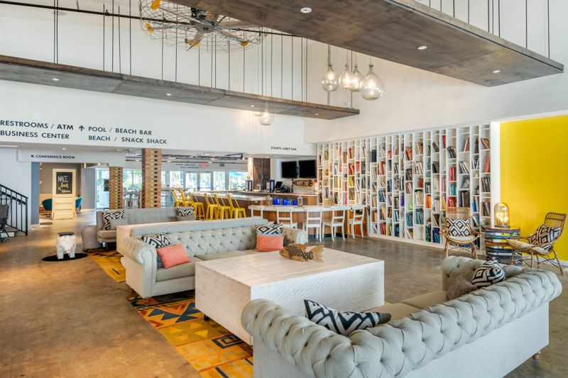Postcard Inn – St. Pete Beach