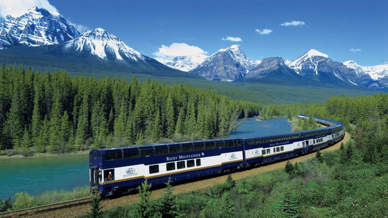 The Rocky Mountaineer, Canada