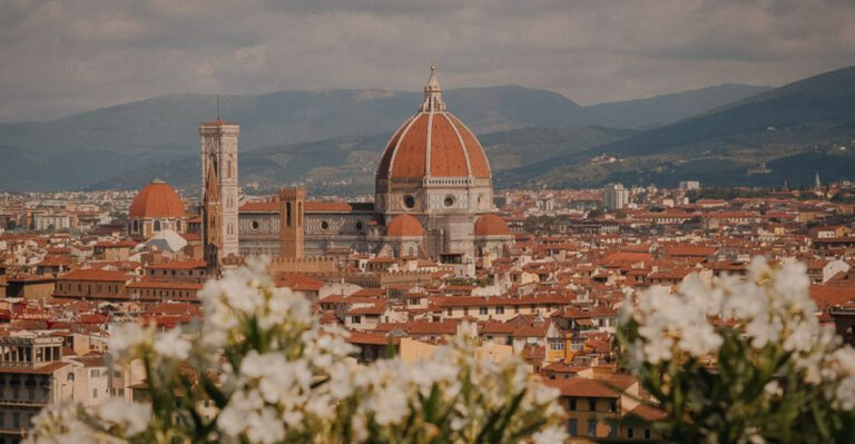 The World’s 17 Most Beautiful Cities To Visit In Your Lifetime + 5 Not Worth The Trip