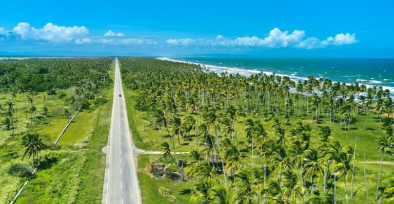 These 13 Caribbean Destinations Come With Risks—And 2 Are No-Gos