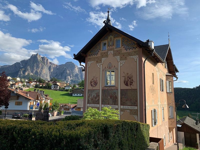 Enchanting Castelrotto: Medieval Charm Frozen in Time
