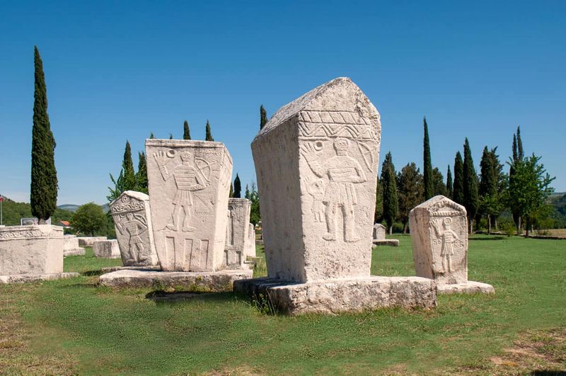 Steći: Mysterious Medieval Tombstones