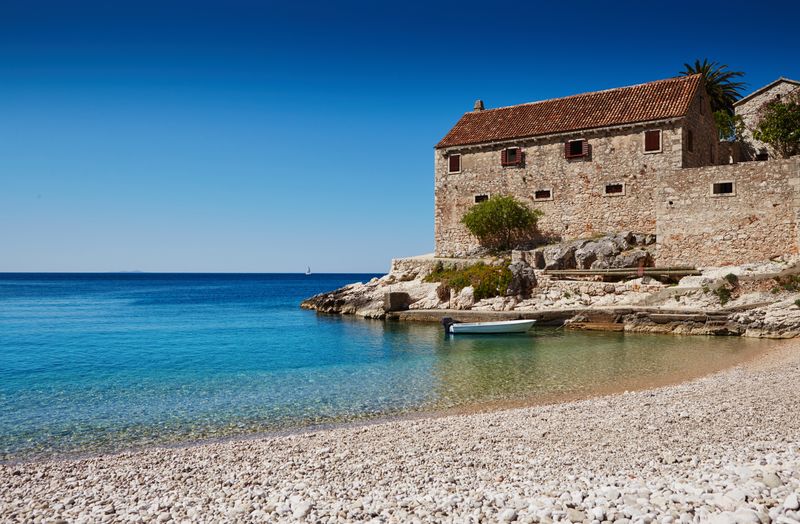Dubovica Beach