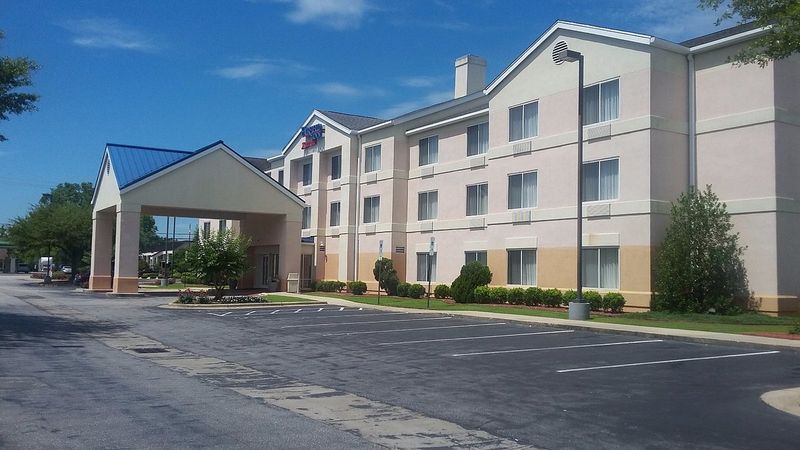 Subpar Experience at Red Roof Inn