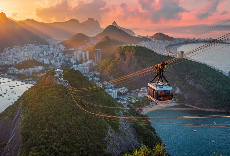 Ride The Cable Car To Sugarloaf Mountain