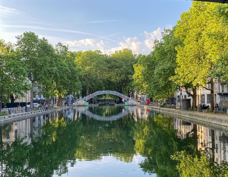 Discover Canal Saint-Martin